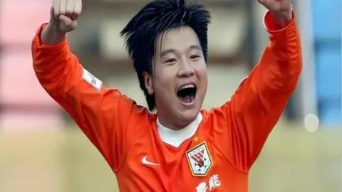 湖人11战4胜，前四保位关键要素揭秘：洛媒强调三大因素，东契奇成焦点未提老詹